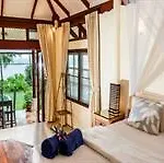 5 Bedroom Beach Front Villa Sea Breeze