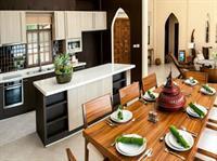 5 Bedroom Front Sea Breeze Villa *