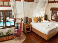 5 Bedroom Front Sea Breeze